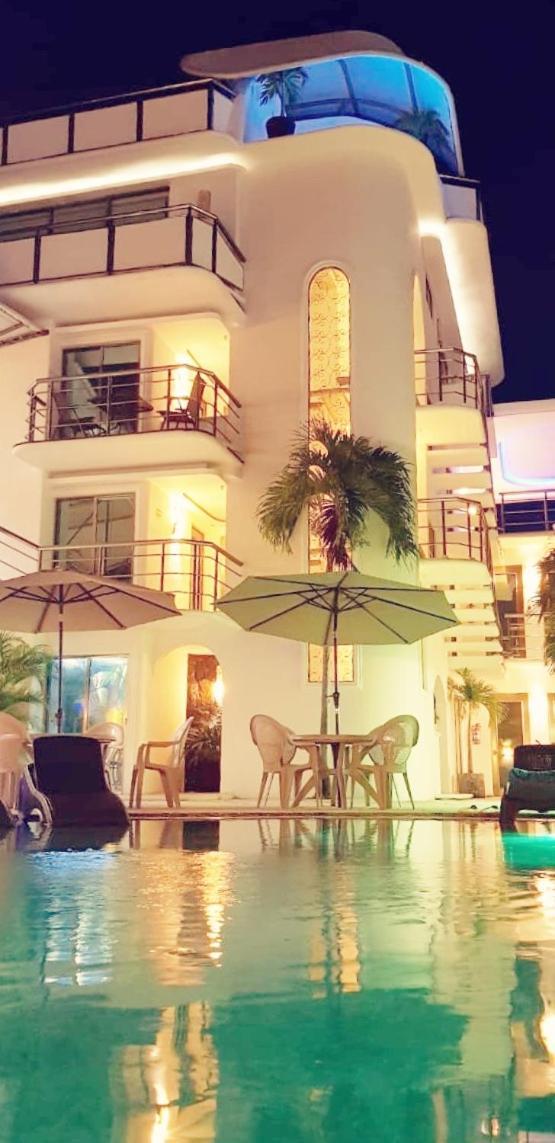 Hotel Blue Star Канкун Экстерьер фото